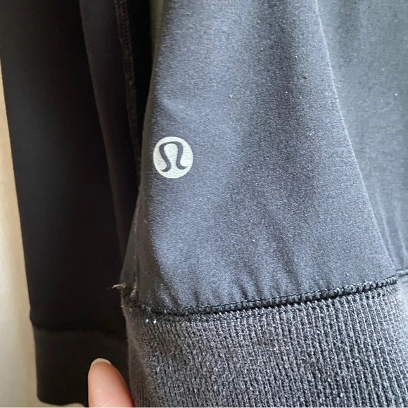 Lululemon Athletica Voyage full zip Hoodie Sz S 16” PTP - Picture 8 of 10